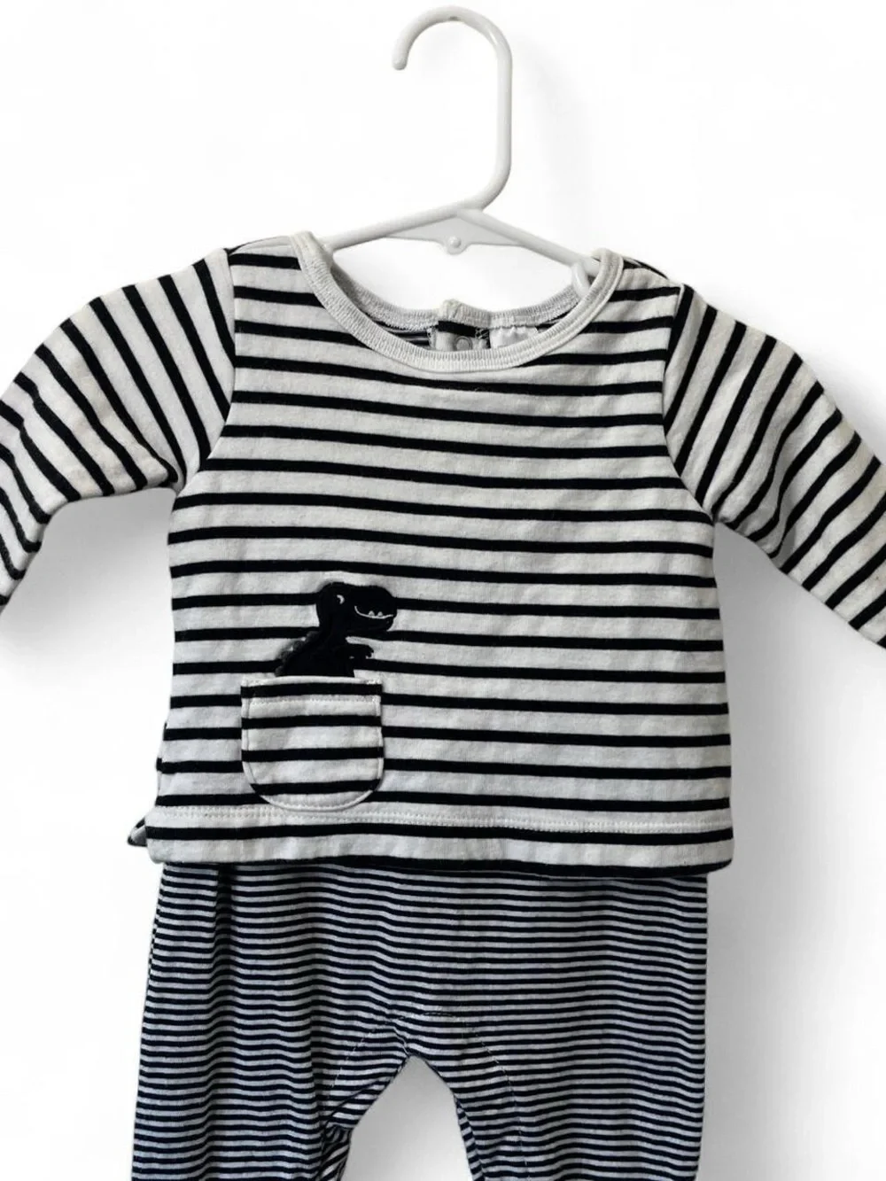 3M Boy Carters One Piece Long Sleeve Dinosaur Stripe Romper Pantsuit Black White